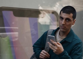 Samsung: Obsesi iPhone Harus Berhenti Sekarang!