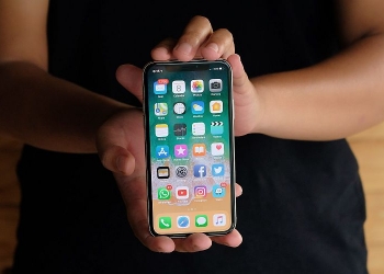Inilah Dia iPhone X yang Dinantikan Selama Ini