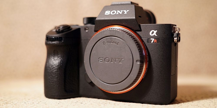 Inilah Sony A7R III Dan Ia “Overkill”