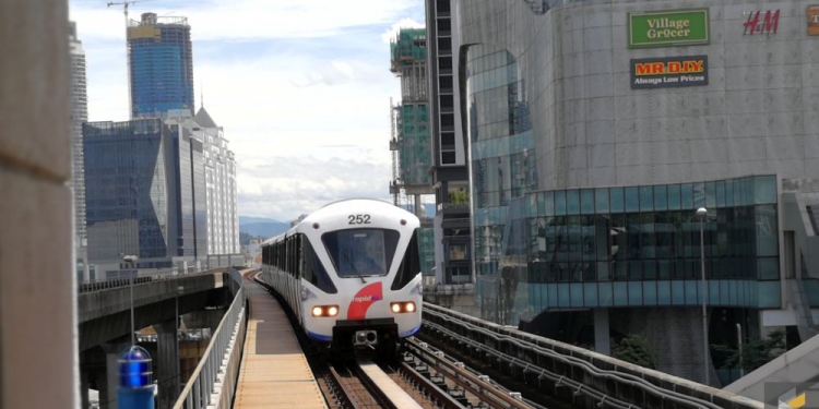 Cadangan Uber untuk hapuskan kesesakan jalanraya – kongsi kereta