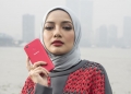 Neelofa serikan pelancaran OPPO F5 6GB Edisi Merah