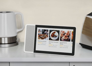 Lenovo Smart Display Ubah Rumah Jadi Futuristik