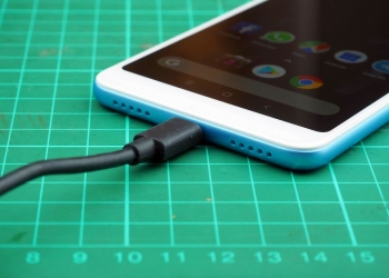 Periksa 3 Perkara Ini Jika Telefon Anda Dicas Terlalu “Slow”