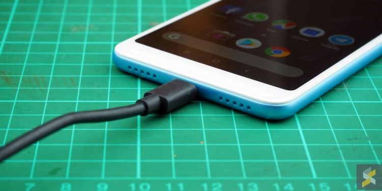 Periksa 3 Perkara Ini Jika Telefon Anda Dicas Terlalu “Slow”