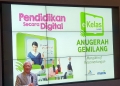 Maxis rai pelajar cemerlang program eKelas PI1M