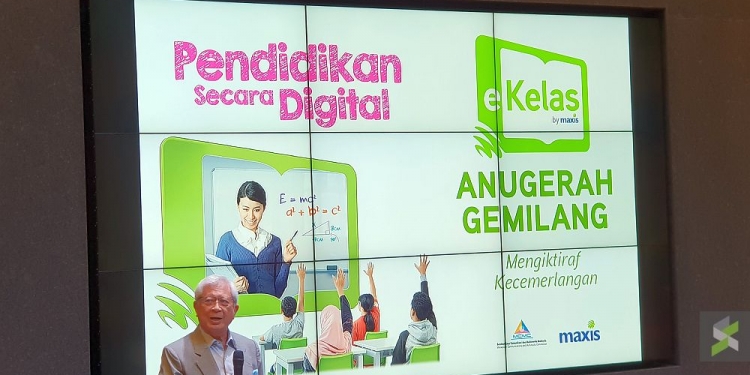 Maxis rai pelajar cemerlang program eKelas PI1M
