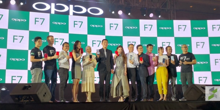 Hebe dan Neelofa sama-sama lancar OPPO F7 di Malaysia