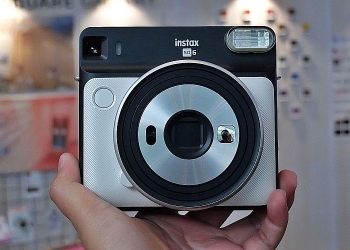 Fujifilm Instax SQUARE SQ6 Adalah Instagram Versi Hipster