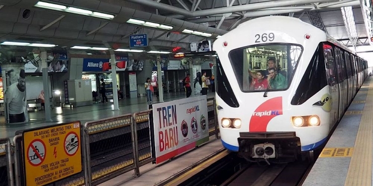 Tak Perlu Kad, Ini Caranya Anda Boleh Mula Naik LRT Guna APP Touch ‘n Go
