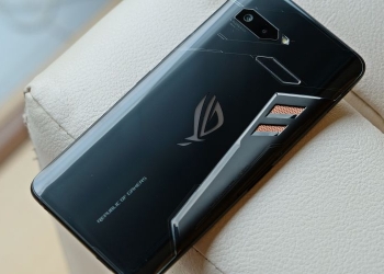 ROG Phone, Idea Gila ASUS Yang Direalisasikan