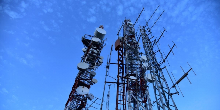 Harga internet akan turun hingga 25% tapi ia tidak selesaikan masalah rakyat majoriti