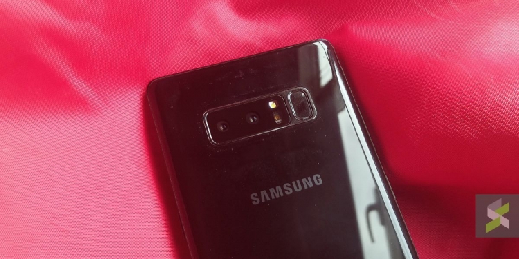 Jimat RM858 untuk beli Samsung Galaxy Note8 sekarang