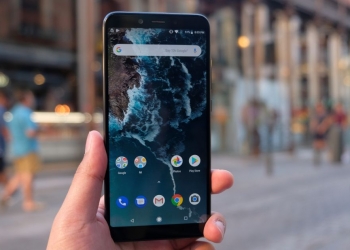 Mi A2 sampai Malaysia lebih awal dari jangkaan?