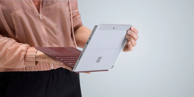 Laptop Surface Versi Bajet Daripada Microsoft Kini Boleh Ditempah Di Malaysia