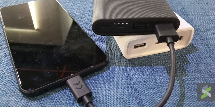 AirAsia masih belum melarang powerbank di dalam pesawat