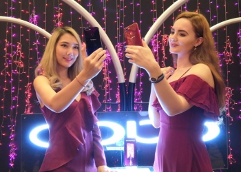 OPPO F9 mahu perkukuh takhta raja swafoto Malaysia