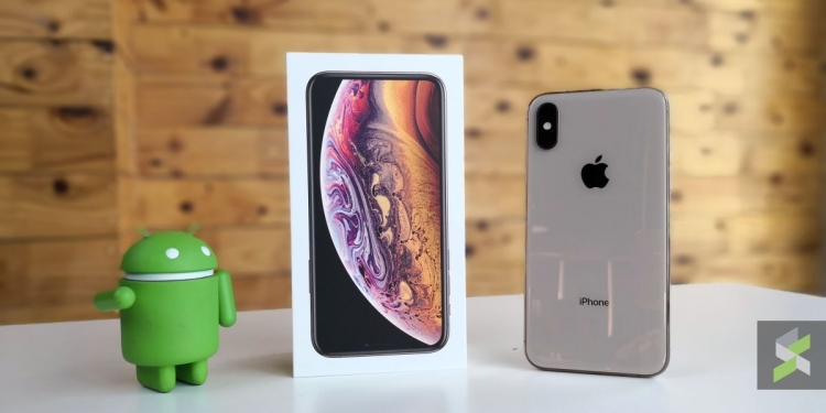 Kelebihan dan kekurangan yang kami temui lepas buka kotak iPhone XS