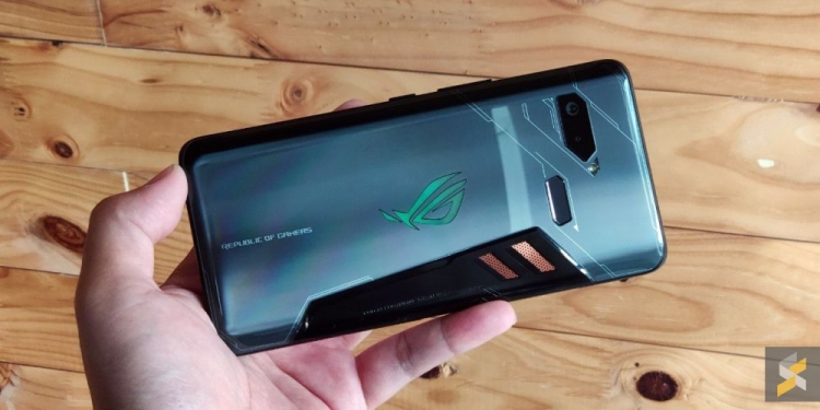Asus Adakan Program Tempahan Awal ROG Phone Bermula Malam Ini