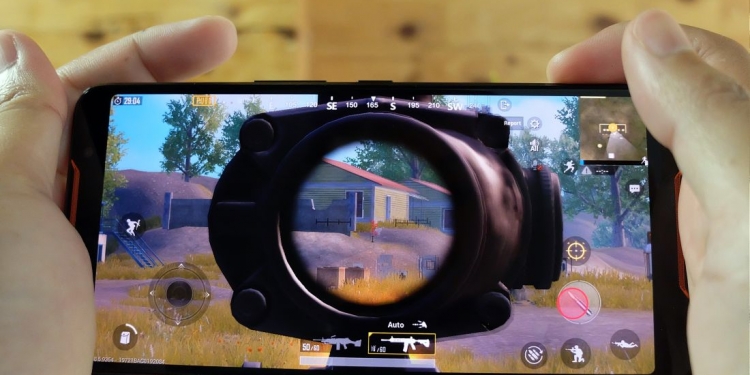 Mesin Gaming Muktamad ASUS ROG Phone Mula Dijual Di Malaysia