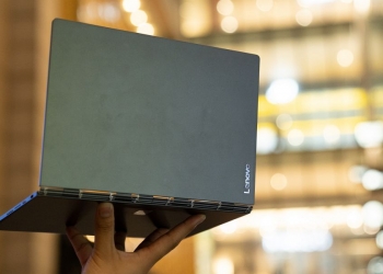 Yoga Book 2018 Adalah Laptop Ternipis Dalam Kelasnya