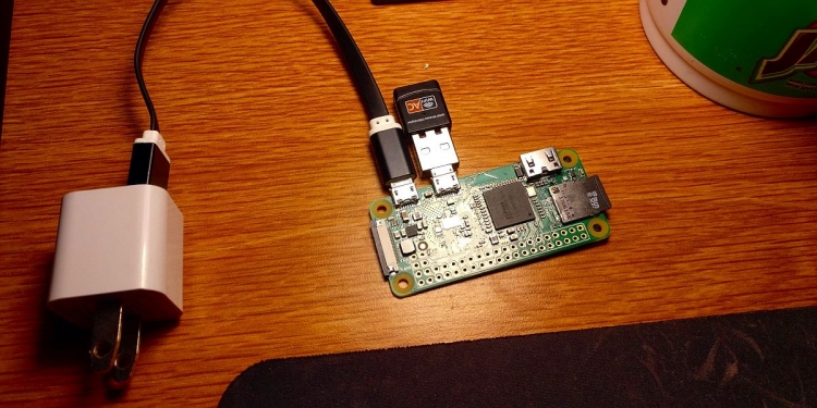 Pelajar Temui Gajet Mencurigakan Di Perpustakaan Dan Syak Hacker Menghidu Data