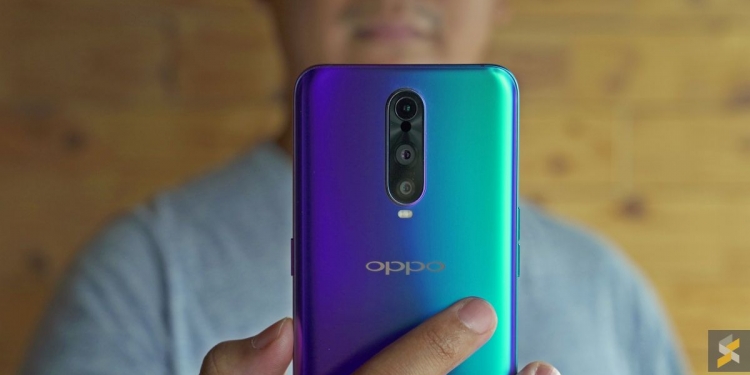 OPPO R17 Pro sarat dengan ciri-ciri peranti premium
