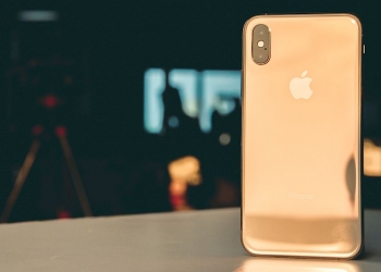Jualan perlahan iPhone XS paksa Apple kurangkan tempahan kali kedua