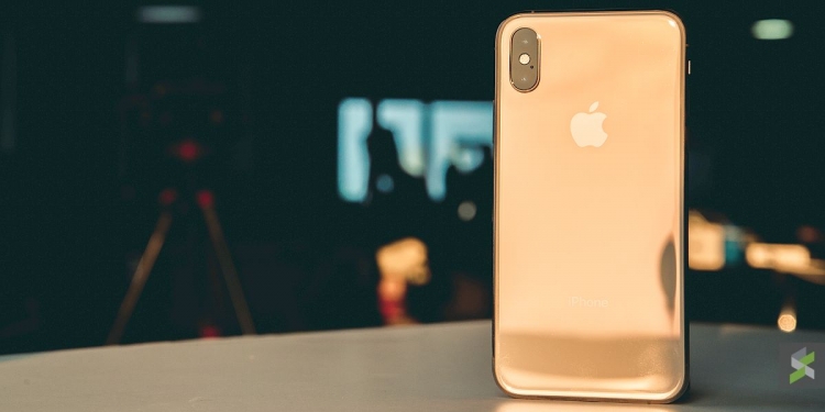 Jualan perlahan iPhone XS paksa Apple kurangkan tempahan kali kedua