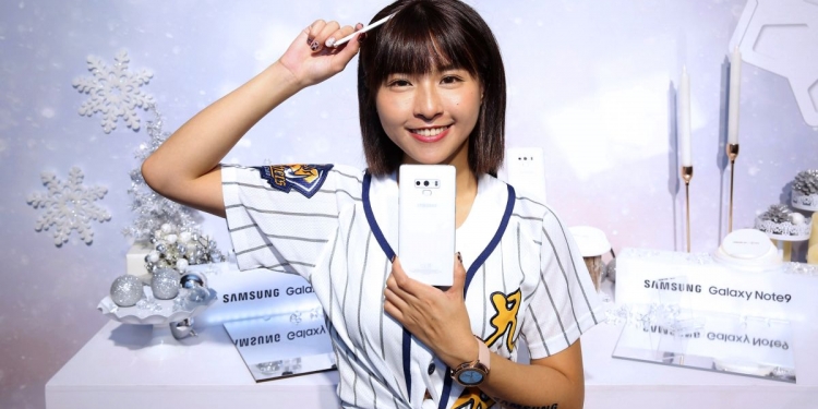 Biru Polaris dan Putih Salju warna baru Samsung Galaxy S9, S9+ dan Note9