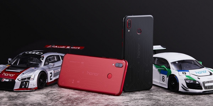 honor Play x AUDI potong harga peranti di Malaysia