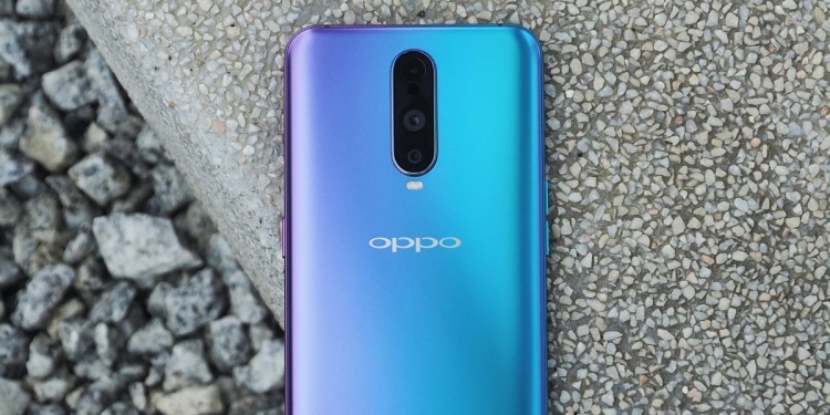 OPPO benarkan pengeluar lain guna pengecas kilat VOOC & SuperVOOC