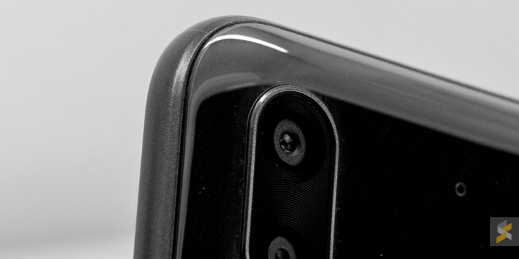 Giveaway Tahun Baru, Telefon Baru