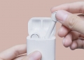 Xiaomi Airdots Ada Satu Fungsi Yang Tiada Pada Airpods