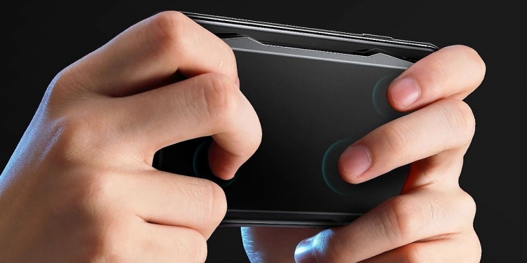 Touchpad Untuk Telefon Ini Mungkin Boleh Buatkan Anda Kenyang Ayam Di PUBG