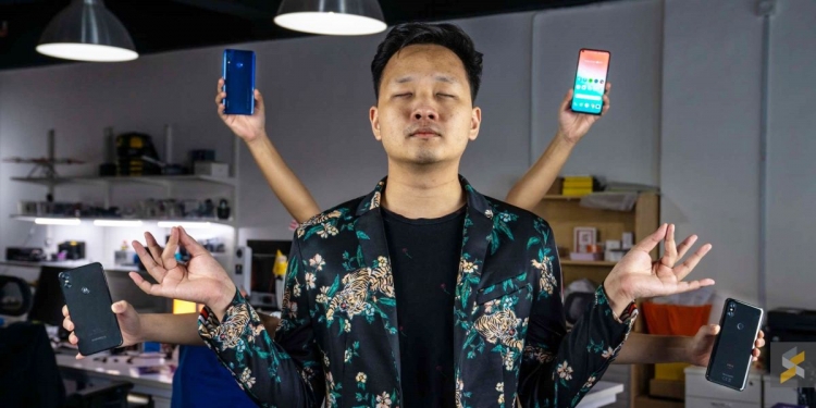 18 Telefon Yang Telah/Akan Tiba Dalam Suku 1 2019