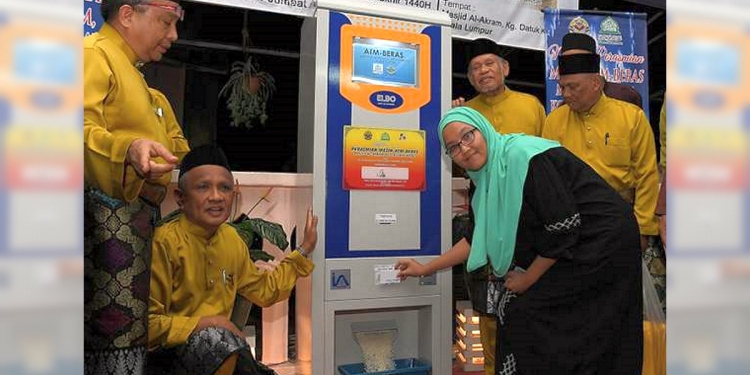 Lebih banyak Masjid akan dilengkapi Mesin ATM Beras dwi-fungsi