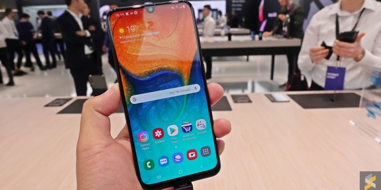 Dua Galaxy A Yang Akan Tiba Di Malaysia Ini Mungkin Miliki Kecacatan Parah