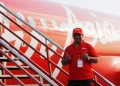 Tony Fernandes menutup akaun Facebook dan bertumpu di Twitter