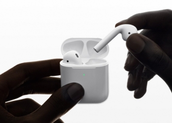 Apple Airpod generasi kedua kini tanpa wayar sepenuhnya