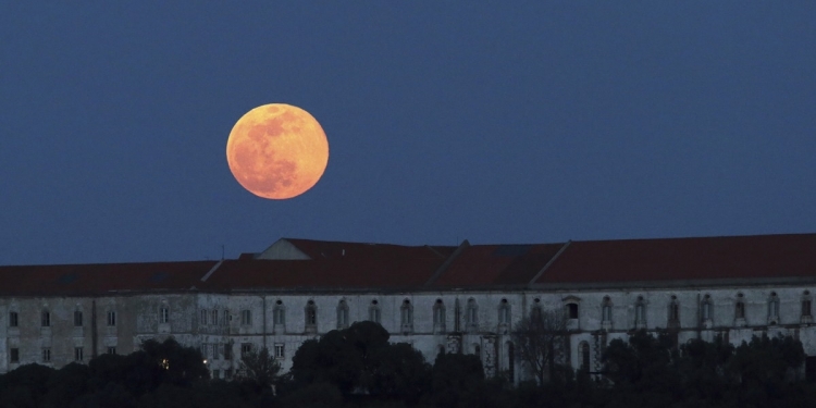 Supermoon Terakhir 2019: Ini Adalah Cara Untuk Rakam Gunakan Telefon Anda