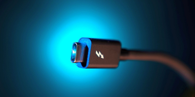 Intel kongsi teknologi Thunderbolt 3 untuk standard USB4