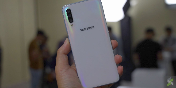 Samsung Galaxy A70 lulus ujian pengesahan SIRIM dengan satu kekurangan ketara