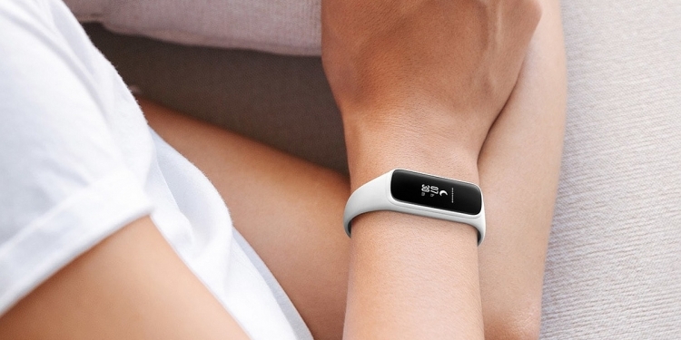 Pesaing Xiaomi Mi Band 3 Dari Samsung Diumumkan