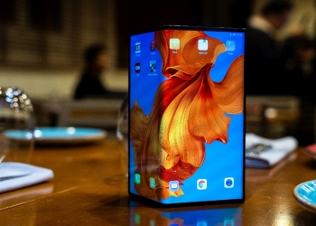 Penjualan Mate X dilewatkan sebab Samsung, bukan kerana Trump