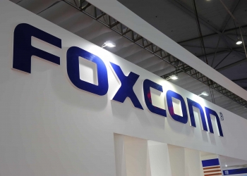Foxconn boleh hasilkan iPhone di luar China jika kerajaan AS memaksa