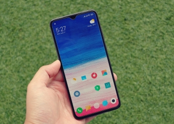 MIUI Akhirnya Suntik App Tray Ke Dalam Launcher Mereka