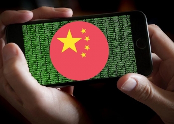 Kerajaan China Dikesan Pasang Malware Dalam Telefon Pelancong