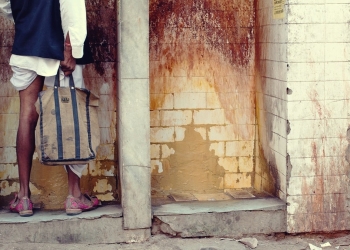 Di India, Tandas Awam Direviu Macam Anda Reviu Kedai Makan