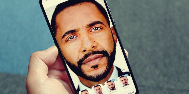 Kenapa Saya Sarankan Anda Jauhi Wabak FaceApp