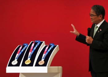 Pingat Olimpik Tokyo 2020 dibuat daripada telefon pintar terpakai